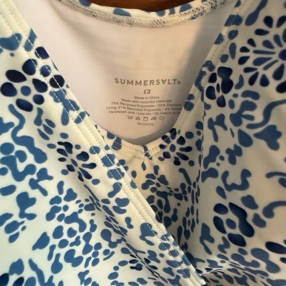 Summersalt - Picture 6 of 6